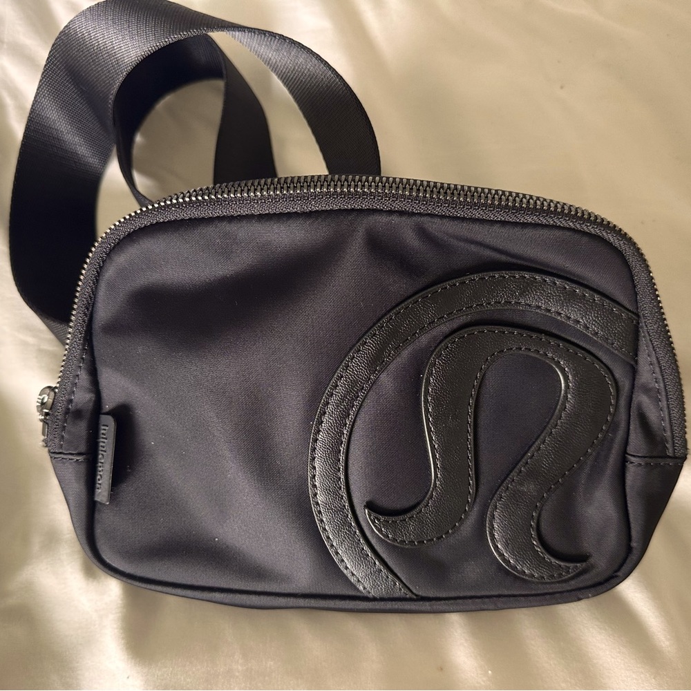 Lululemon Belt bag